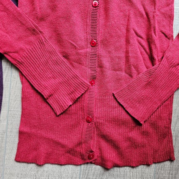 Cardigans - Picture 2 of 7